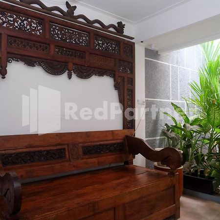 Ndliman House Near Ugm Jogja Mitra Reddoorz Hotel Kejayan Exterior photo