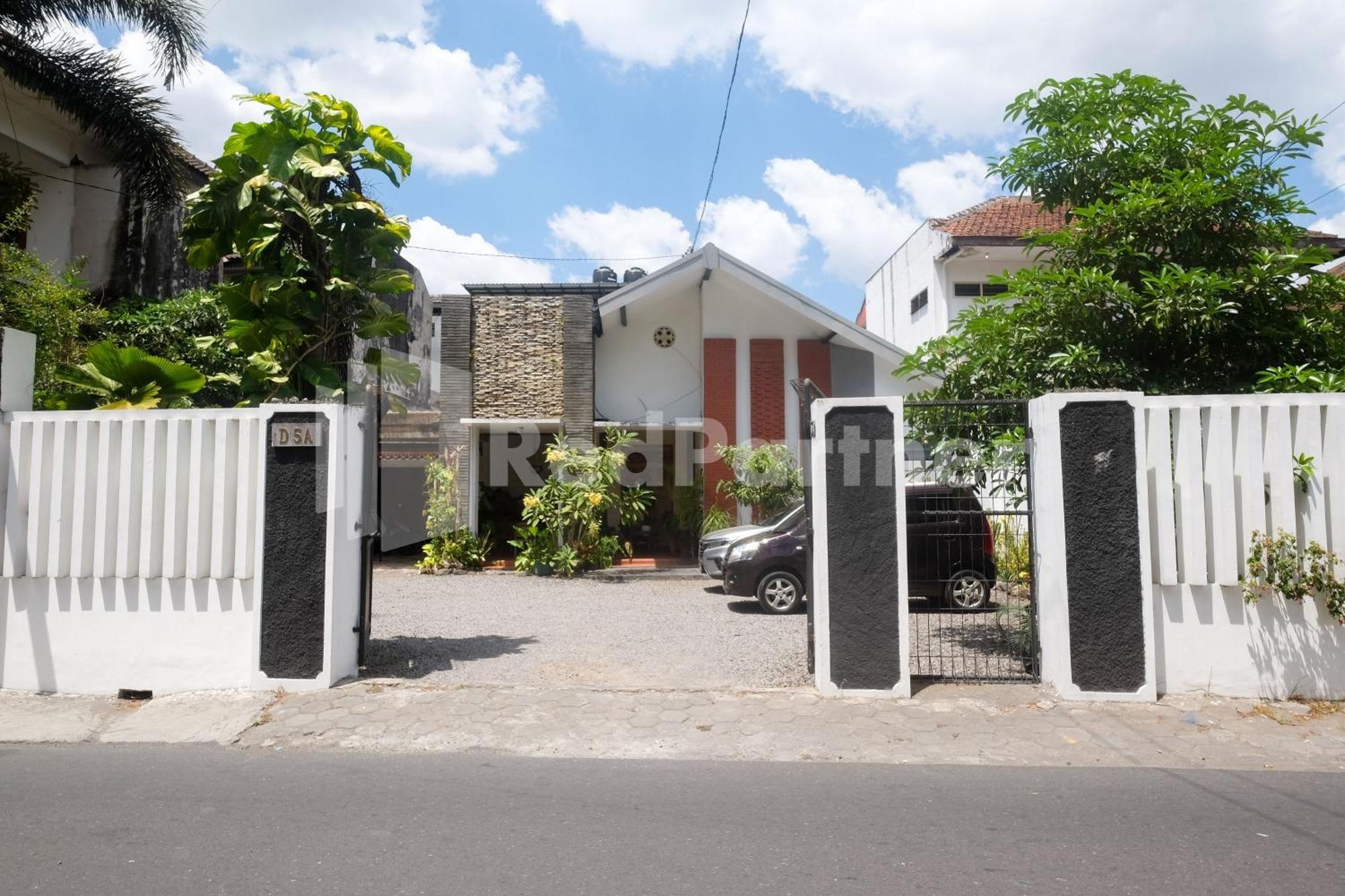 Ndliman House Near Ugm Jogja Mitra Reddoorz Hotel Kejayan Exterior photo