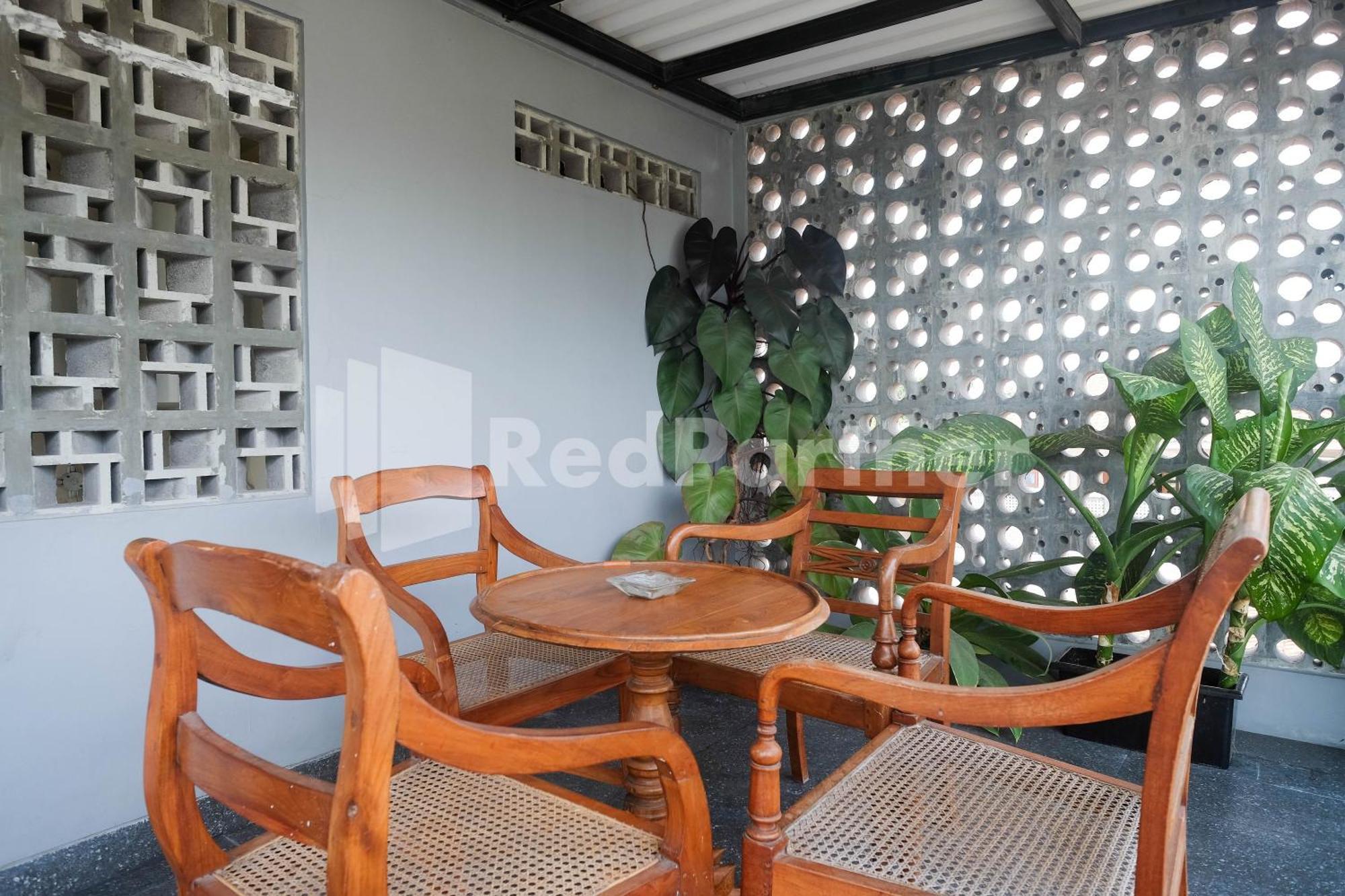 Ndliman House Near Ugm Jogja Mitra Reddoorz Hotel Kejayan Exterior photo